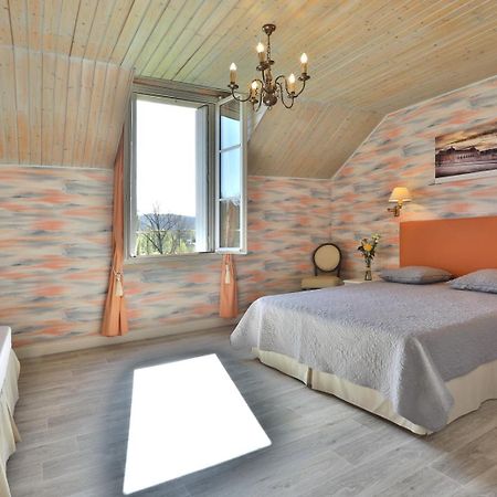Domaine De Puy Robert Lascaux - A 800M Grotte De Lascaux - Hotel Avec Piscine - Chambres Et Gites-Appartements - Sarlat - Dordogne Монтіньяк Екстер'єр фото