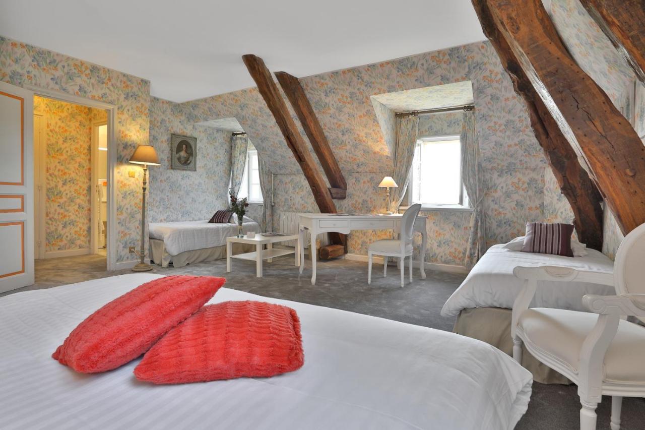 Domaine De Puy Robert Lascaux - A 800M Grotte De Lascaux - Hotel Avec Piscine - Chambres Et Gites-Appartements - Sarlat - Dordogne Монтіньяк Екстер'єр фото